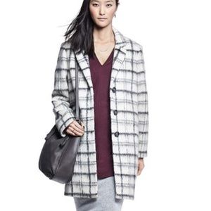 DKNY plaid refer coat💃🏽💃🏽💃🏽Host Pick🍾🍾🍾