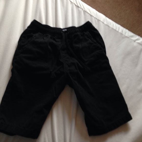 American eagle black shorts