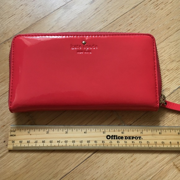 Kate Spade accordion wallet, Coral - Picture 4 of 4