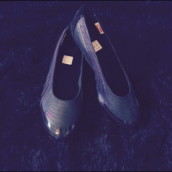 Athletic Flats