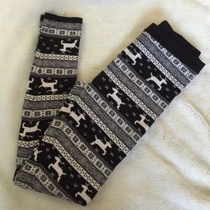 Forever 21 winter thick xmas reindeer leggings b&w