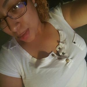 Meet your Posher, Catherine