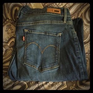 Levi's Demi Curve Straight Cut Size 10