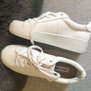 Steve Madden Sneakers