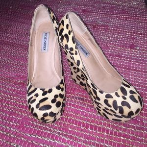 Size 7.5 Steve Madden Leopard Print Platforms