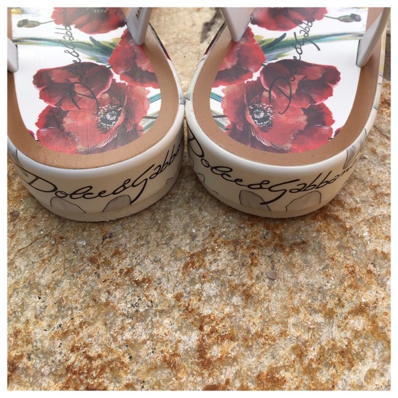 🎉 NIB DOLCE & GABBANA JEWELED SANDALS - Picture 5 of 7