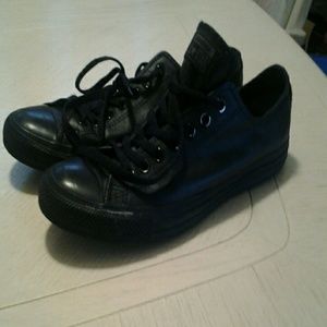 Men's black leather converse chucks