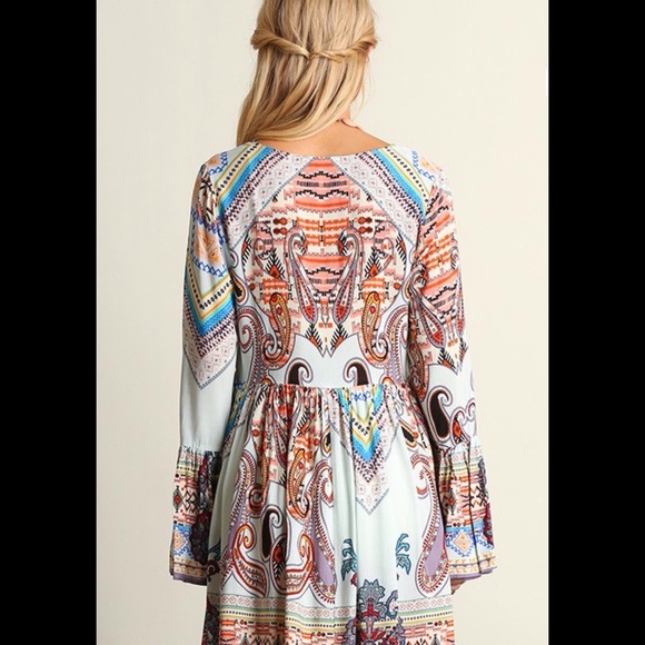 PEASANT DRESS runs very Large - Picture 4 of 4