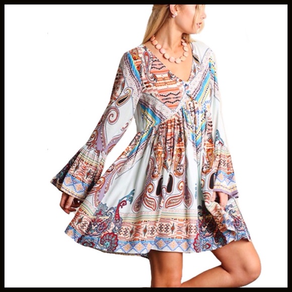 PEASANT DRESS runs very Large - Picture 2 of 4