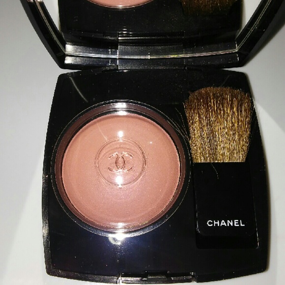 🚫SOLD🚫 Chanel Blush Rose Ecrin BNIB - Picture 1 of 3