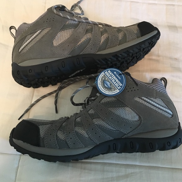 Hiking boots - Picture 1 of 4