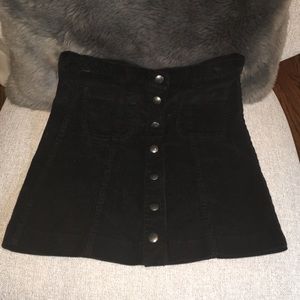 Brandy Melville skirt