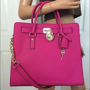 🎉Flash Sale!!!🎉 Michael Kors Pink Hamilton