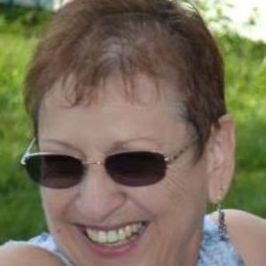 Meet your Posher, Laraine