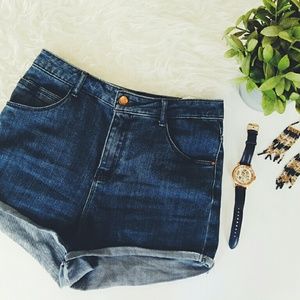 Zara Pants - ZARA high rise shorts Zara Pants - ZARA high rise shorts