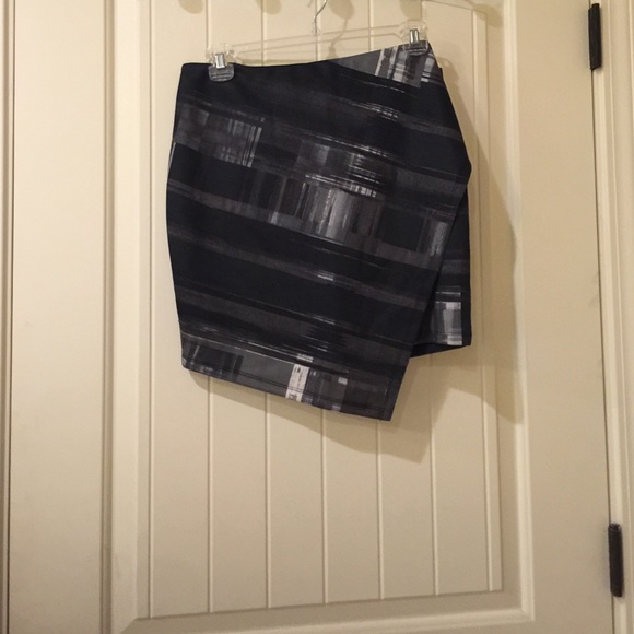 Slit skirt