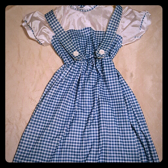 Dorothy costume