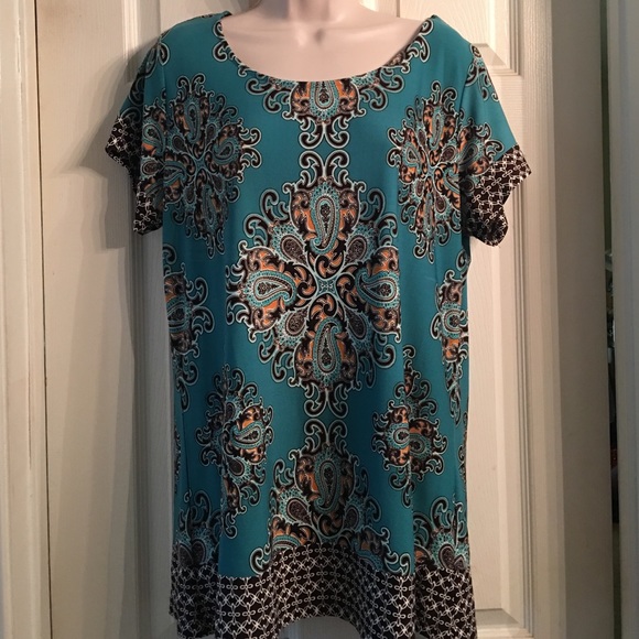 Teal silky feel stretchy fabric top