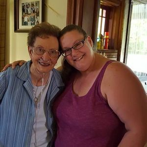 Meet your Posher, Melissa