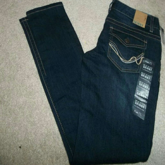 Jeans - Picture 2 of 2