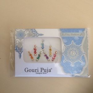 FREEBIE NWT Gouri Puja Designer Bindi