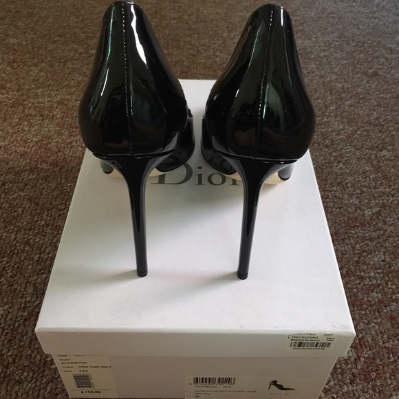 Dior pumps ,4" heels ,black patent, - Picture 2 of 4