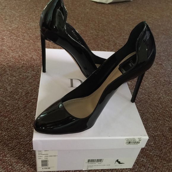 Dior pumps ,4" heels ,black patent, - Picture 3 of 4