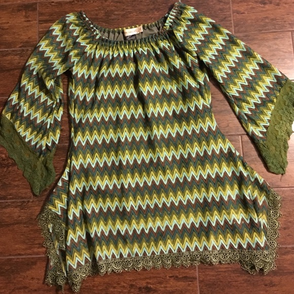 Green Chevron & Lace tunic