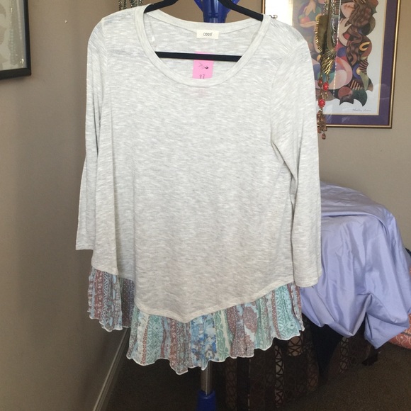 Pretty too with ruffle for flare.