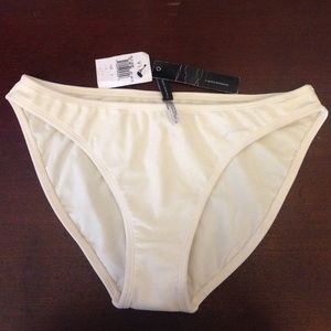 ViX Large solid scoop off white bottoms