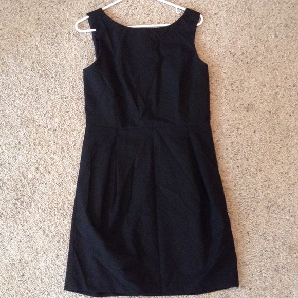 Ballerina pleated LBD