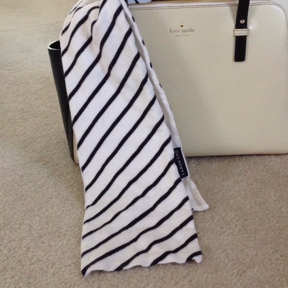 Land's End Black and white striped scarf