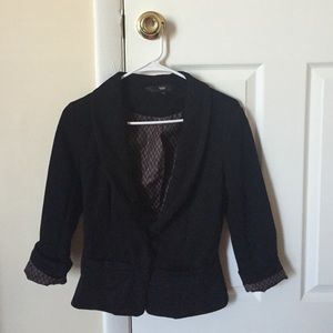 🚫SOLD🚫 Black 3/4 Sleeve Blazer