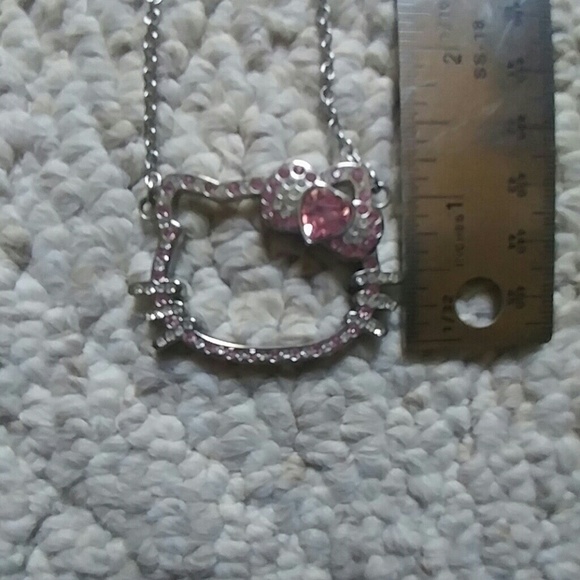 Hello Kitty Necklace - Picture 2 of 2