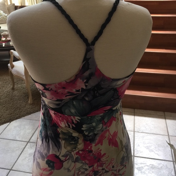 Summer dress - Picture 4 of 4