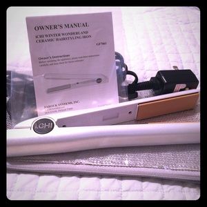 IChI winter wonderland ceramic flat iron GF7061