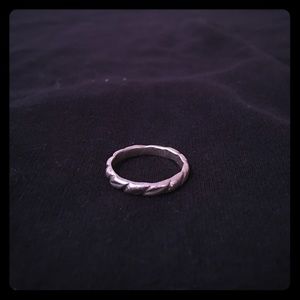 Silver Ring with Leaf Design