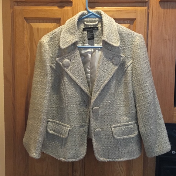 Beige/gold crop jacket