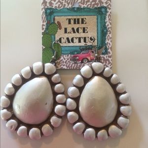 Same Spirit clay earrings