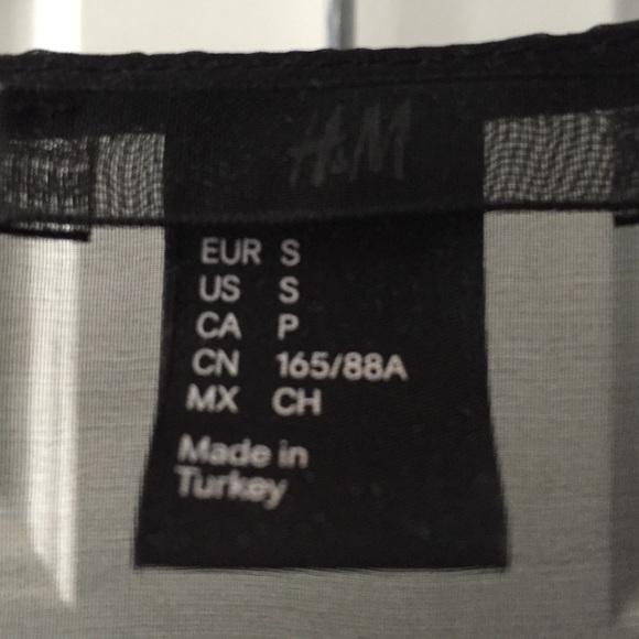 H&M sheer top - Picture 2 of 2