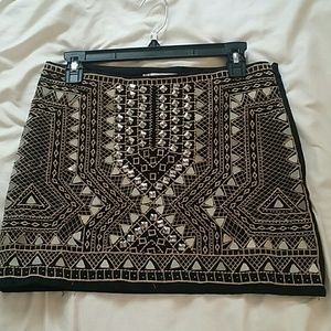 Black embroidery mini skirt