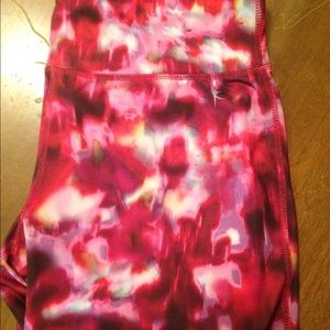 Danskin workout capris