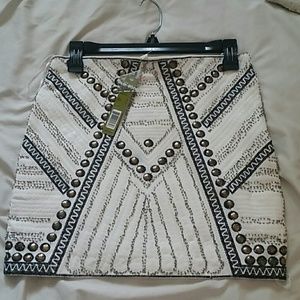 White embroidery mini skirt