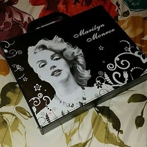 Marilyn Monroe makeup storage case