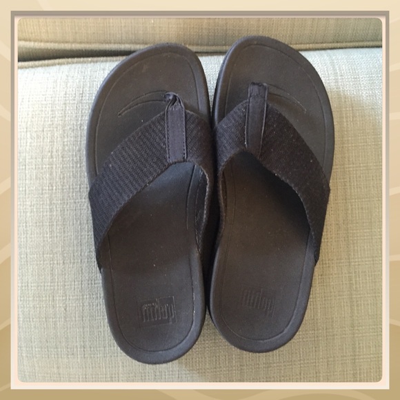 🌼FLASH SALE🌼 Black Fitflops