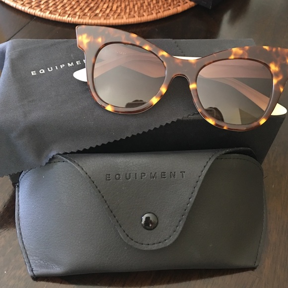 NWT Equipment Audrey tortoise cat eye sunglasses. - Picture 2 of 4