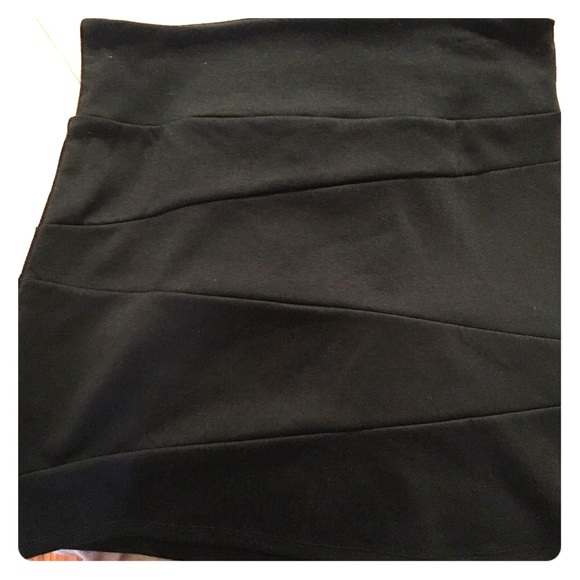 A&E Black Mini