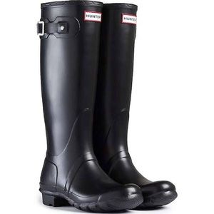Hunter rain boots size 8