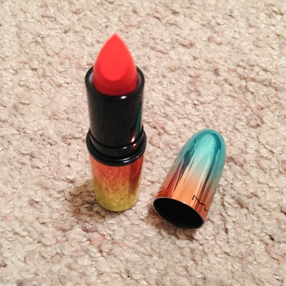 MAC Morange LE - Picture 2 of 2