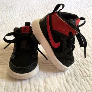 NWOT Nike Infant Air Jordans Size 2